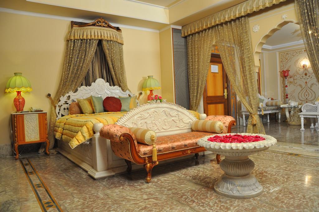 Shiv Vilas Resort Джайпур Екстериор снимка